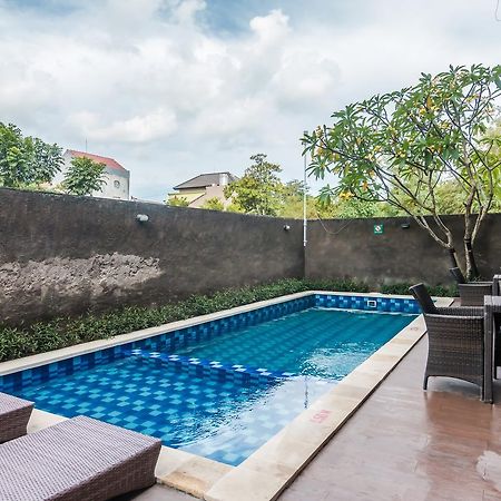 Zen Rooms Basic Jimbaran Taman Mulia Kültér fotó