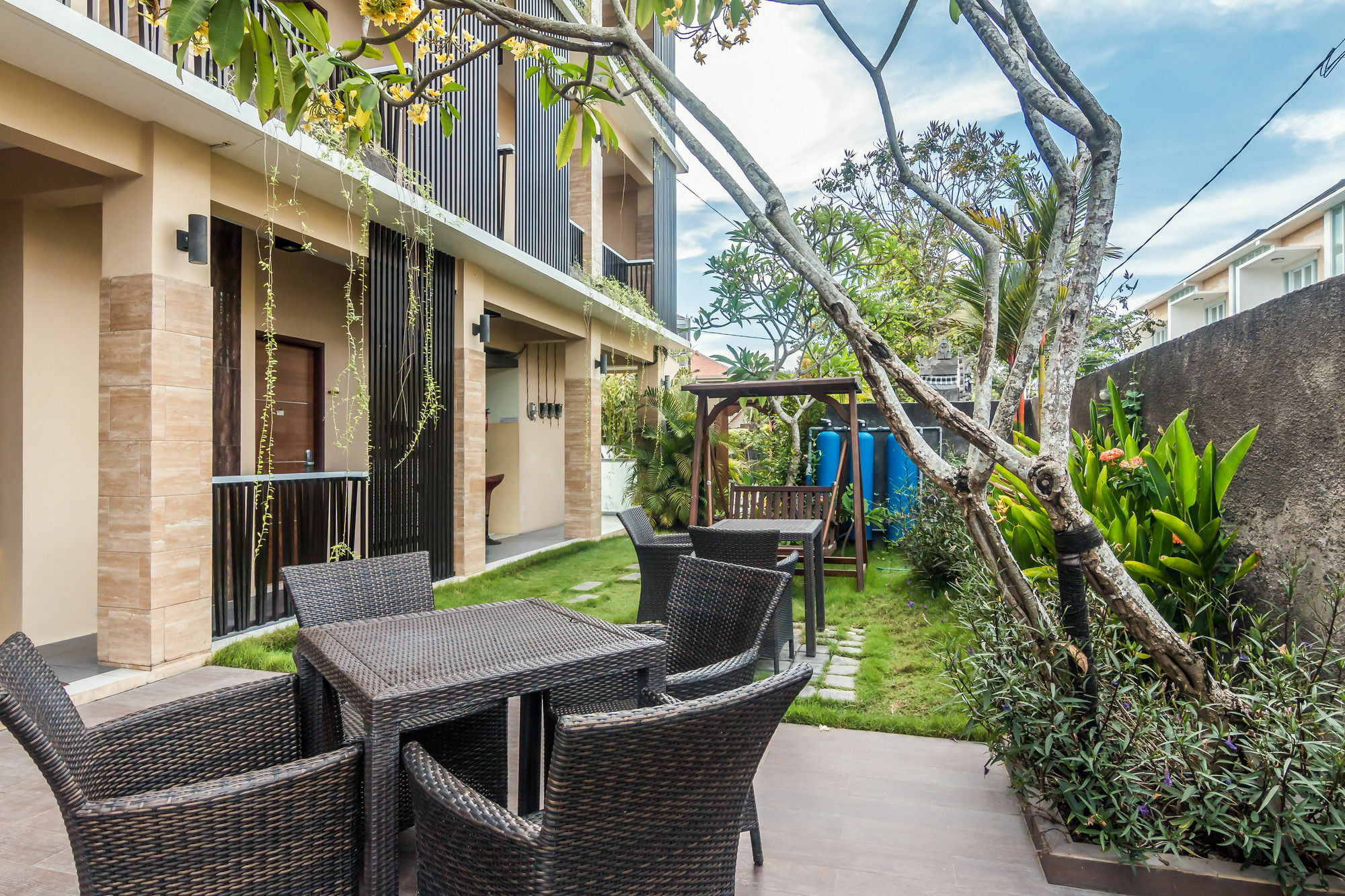 Zen Rooms Basic Jimbaran Taman Mulia Kültér fotó